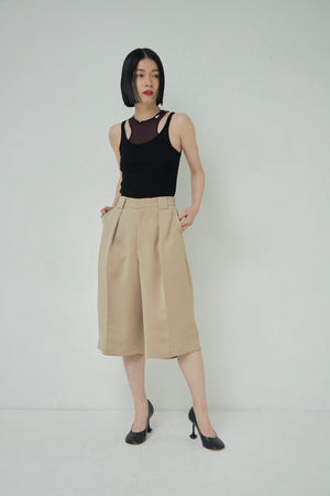 Double Cross Center press shorts
