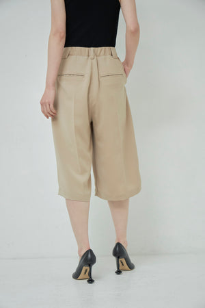 Double Cross Center press shorts