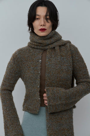 Loop yarn Muffler