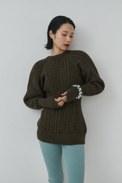画像をギャラリービューアに読み込む, Sharp shape Wool pullover