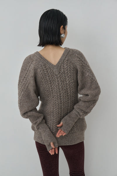 画像をギャラリービューアに読み込む, Sharp shape Wool pullover