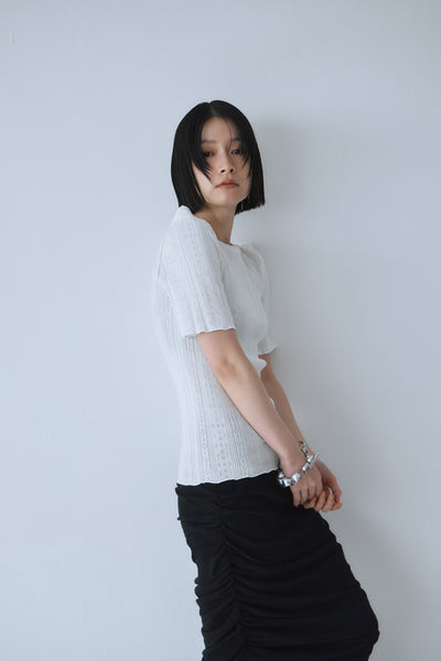 画像をギャラリービューアに読み込む, Eyelet Shoulder Knit Top