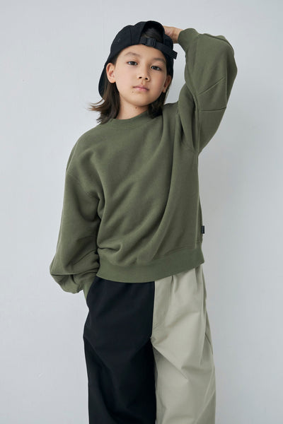 Load image into Gallery viewer, Kids Curve Sleeve Sweat Pullover
