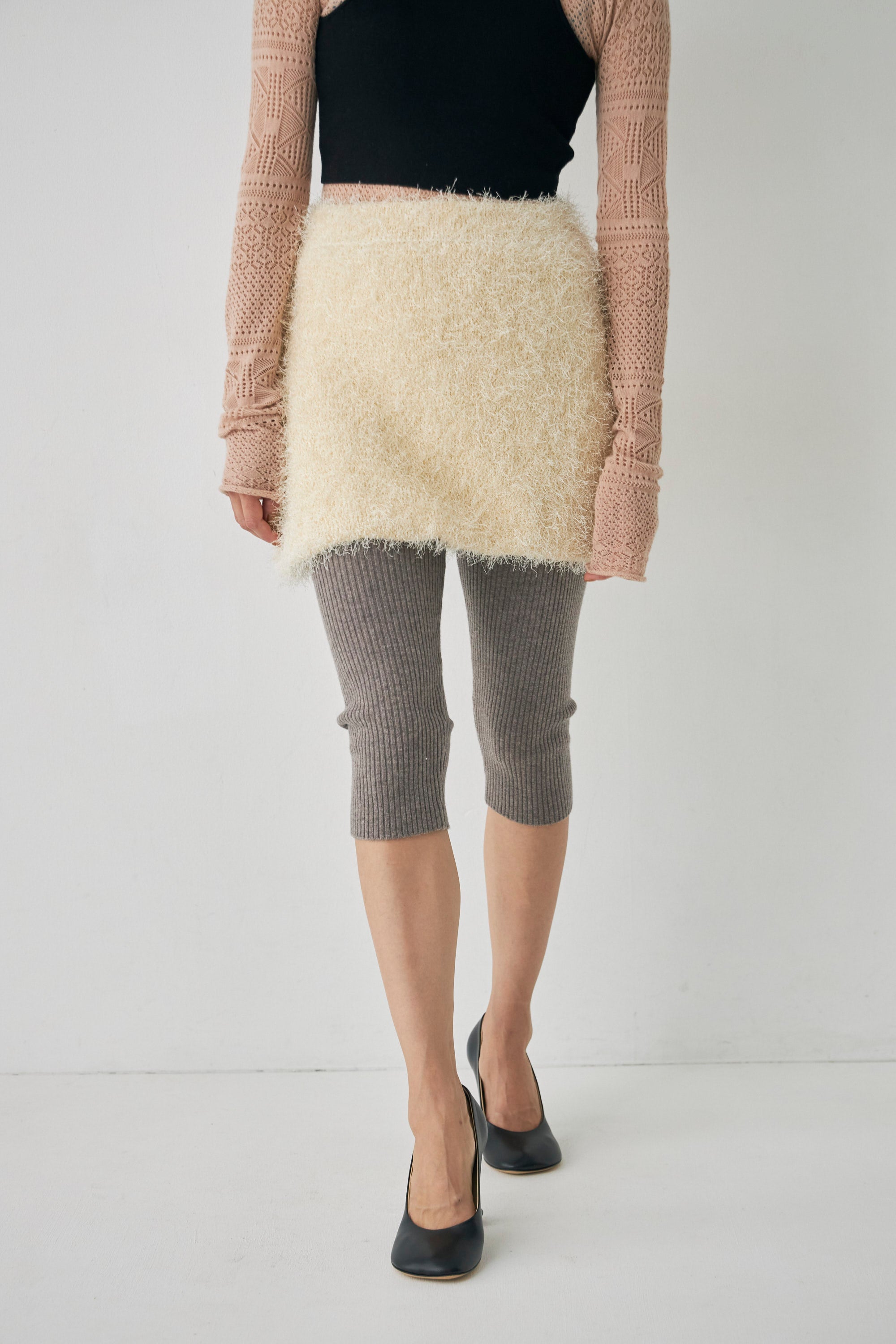 WOMEN > PANTS / SKIRT – Mediam