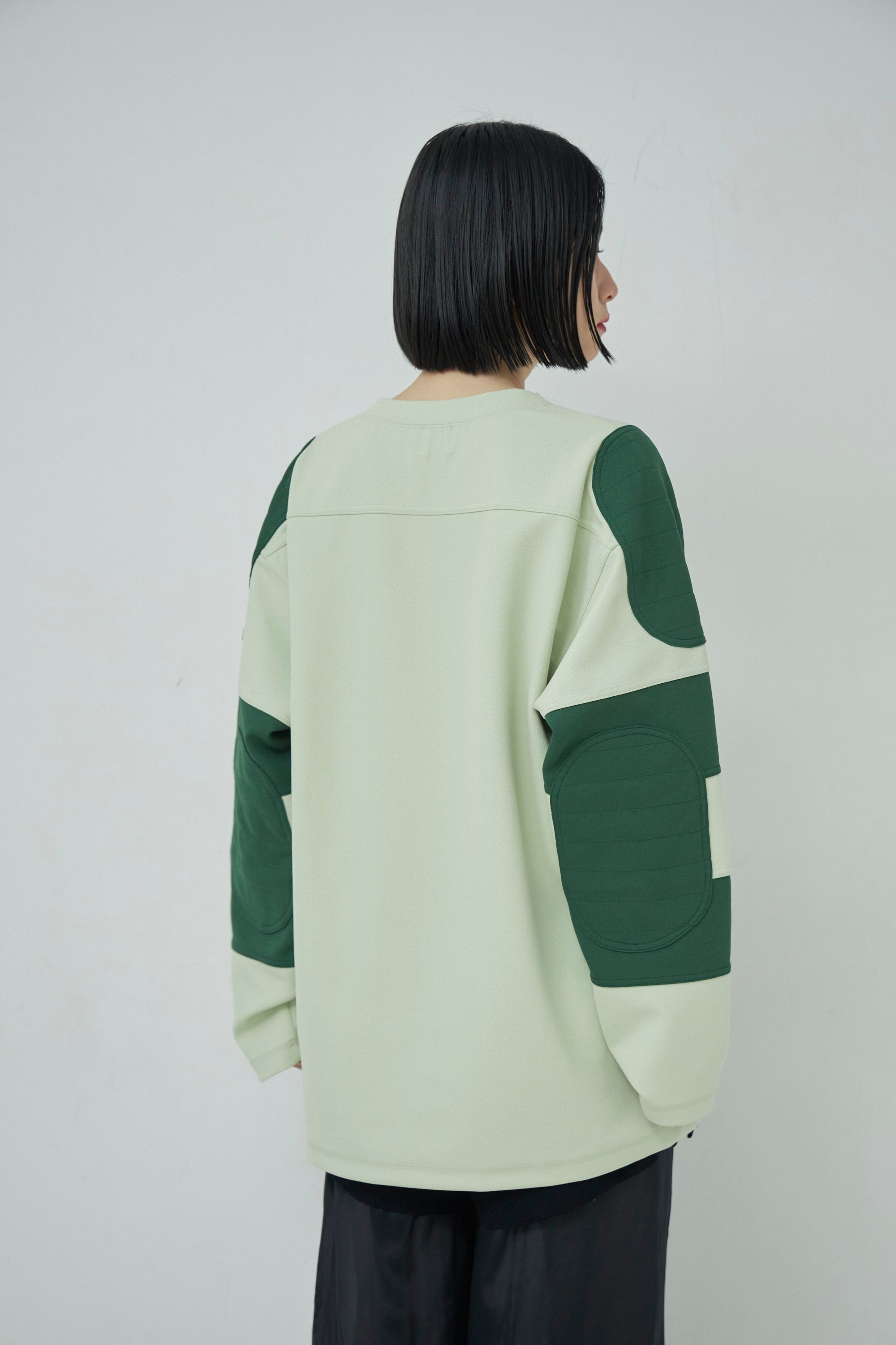 mediam 長袖トップス　Football Long Tee 完売品 mediam 長袖トップスFootball Long Tee 完売品