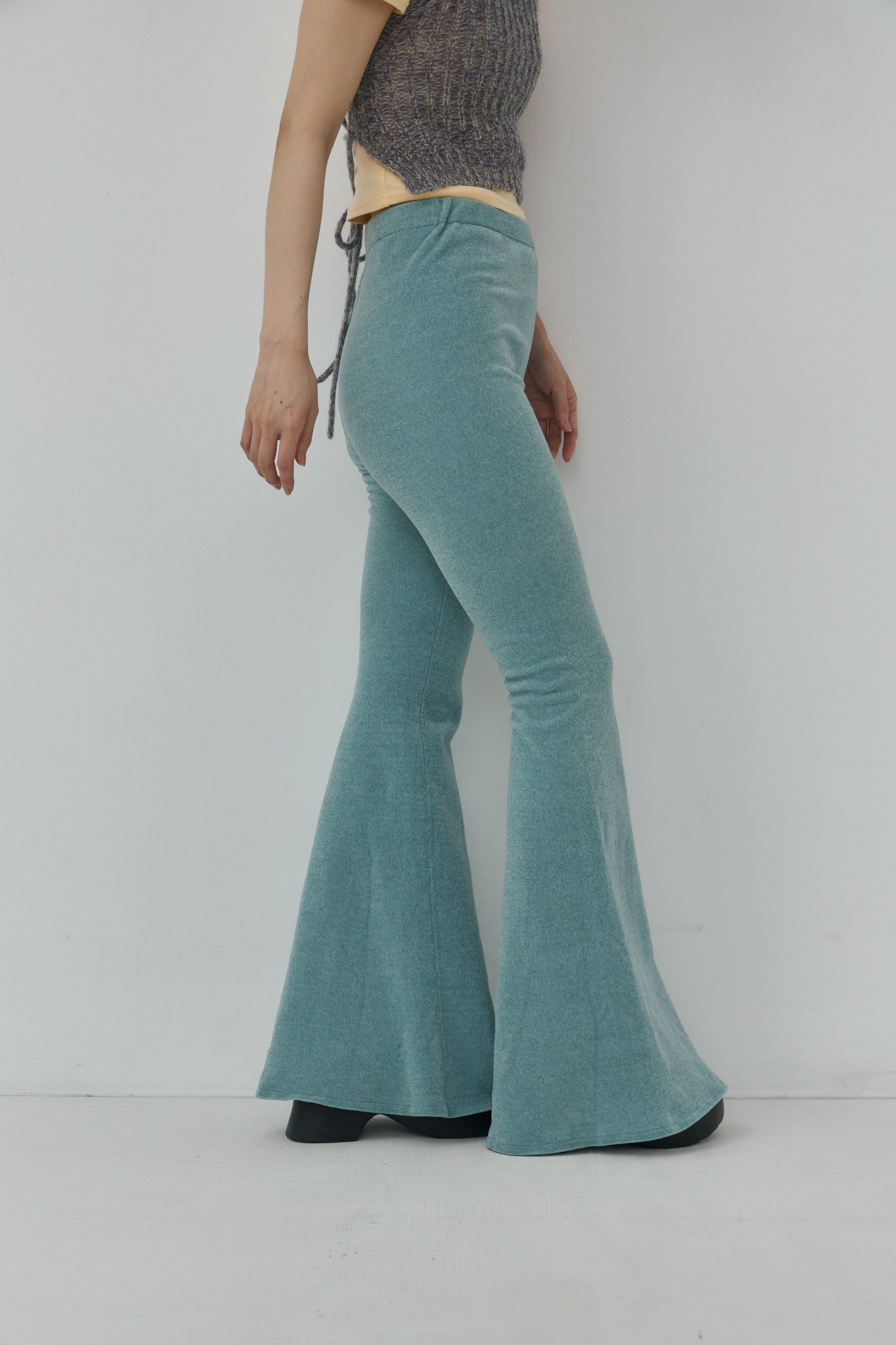 Mole Knit Bell Bottoms – Mediam