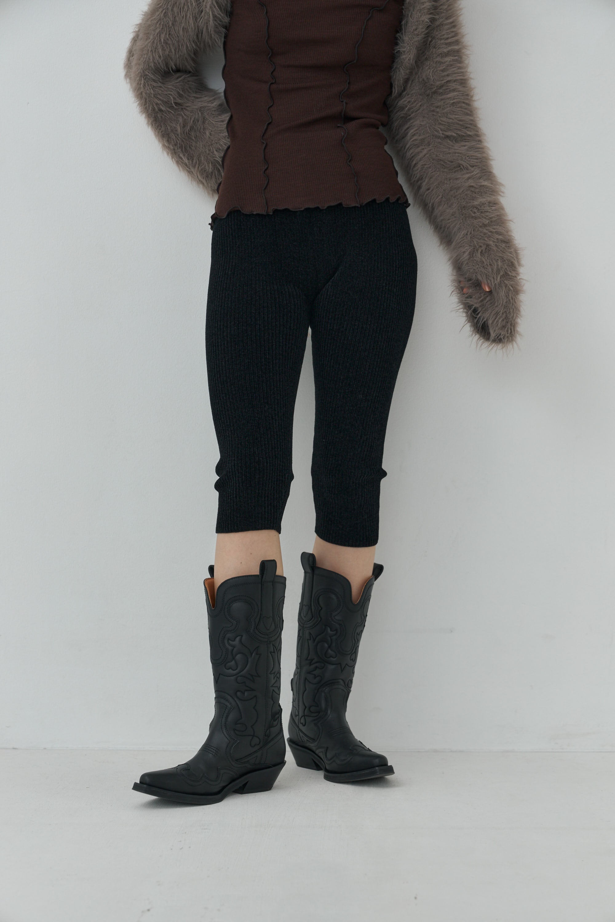 Mole Knit Half Pants – Mediam