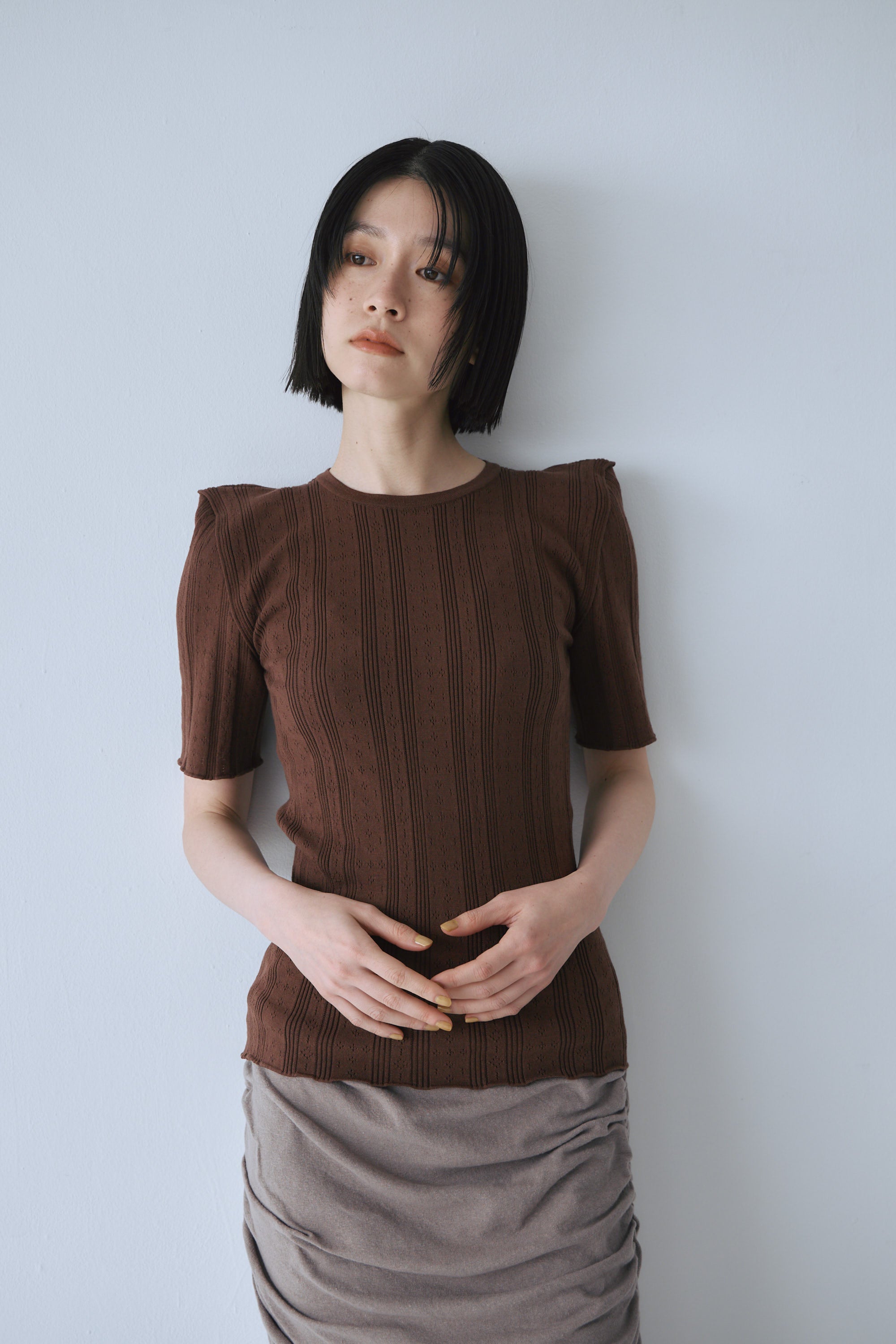 Mediam Eyelet Shoulder Knit Top アイレットニット Eyelet Shoulder Knit Top – Mediam