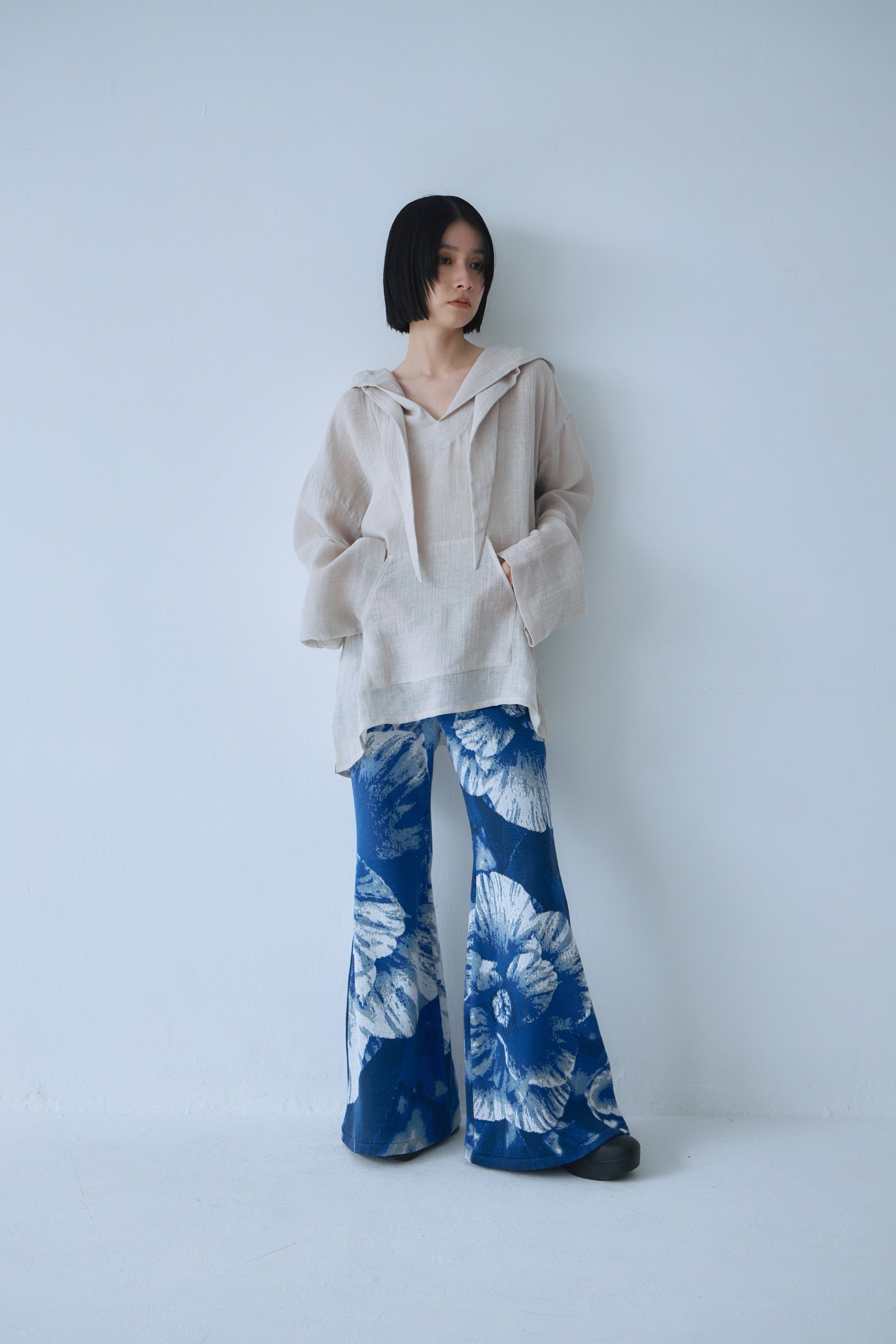 ミディアム　mediam シアーリネンフーディ Sheer Linen Hoodie – Mediam