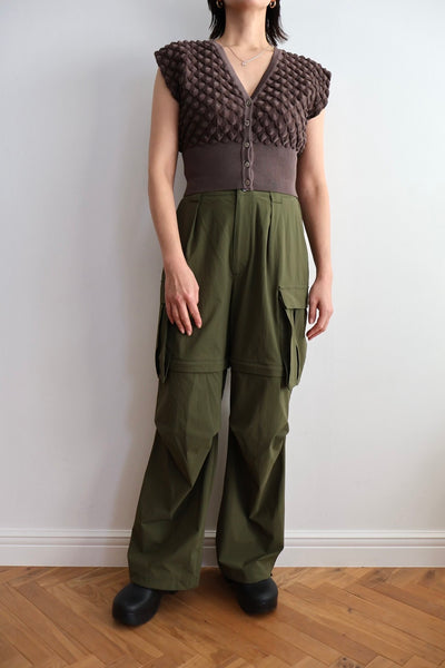 Load image into Gallery viewer, Scale Like knit vest
