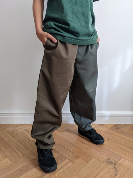 Load image into Gallery viewer, Kids Easy Split Big Pants
